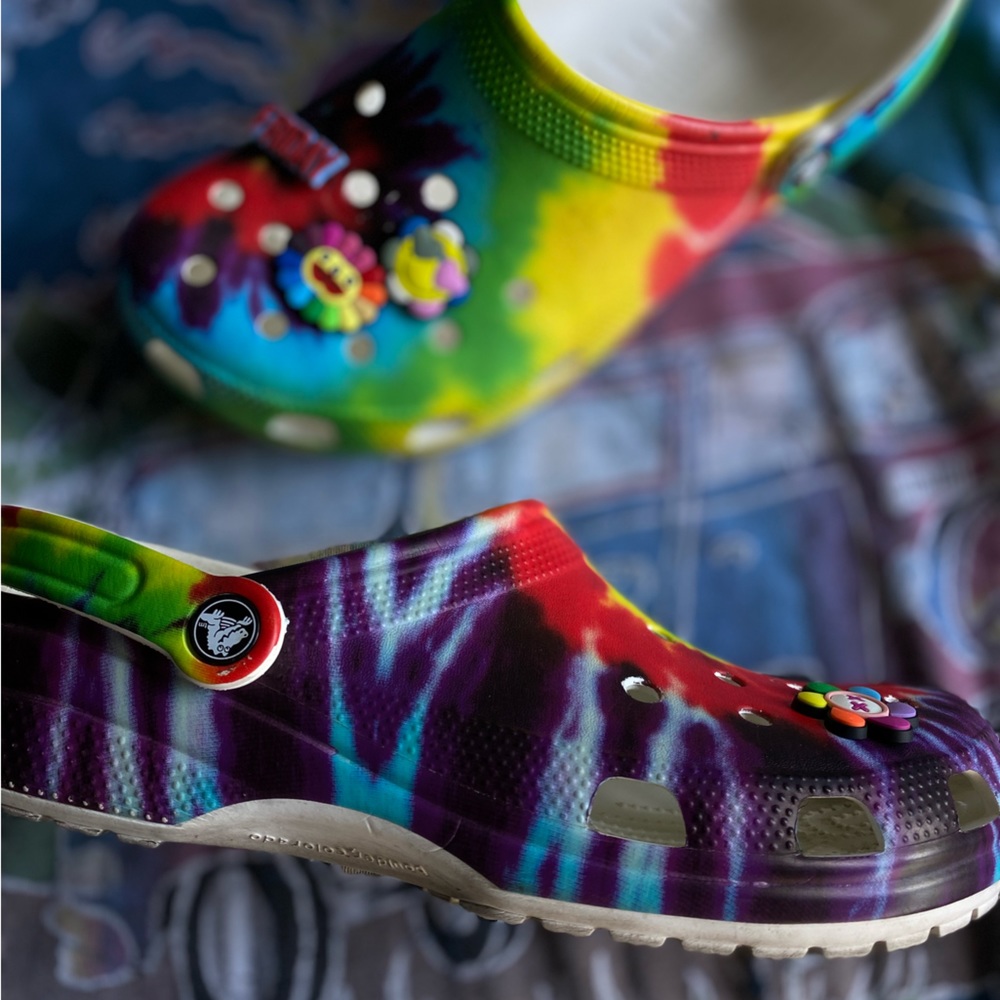 Croc Clogs Size M 10 W 12